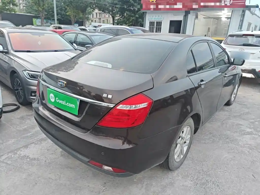 Geely Emgrand — миниатюра 7
