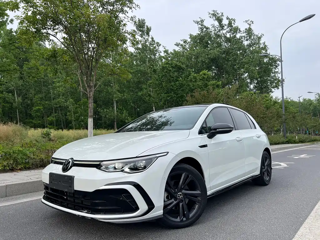 Volkswagen Golf 2023