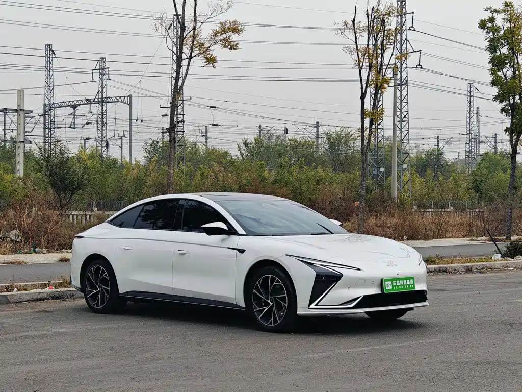 ZHIJI AUTOMOBILE ZHIJI L7