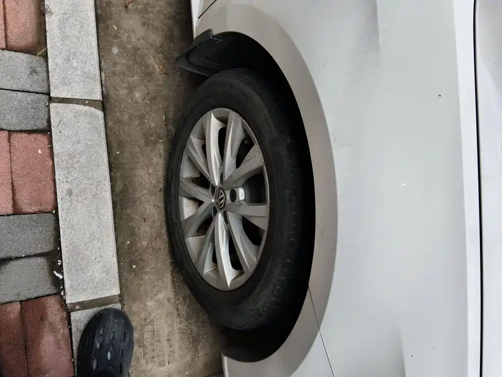 Volkswagen Lavida — миниатюра 8