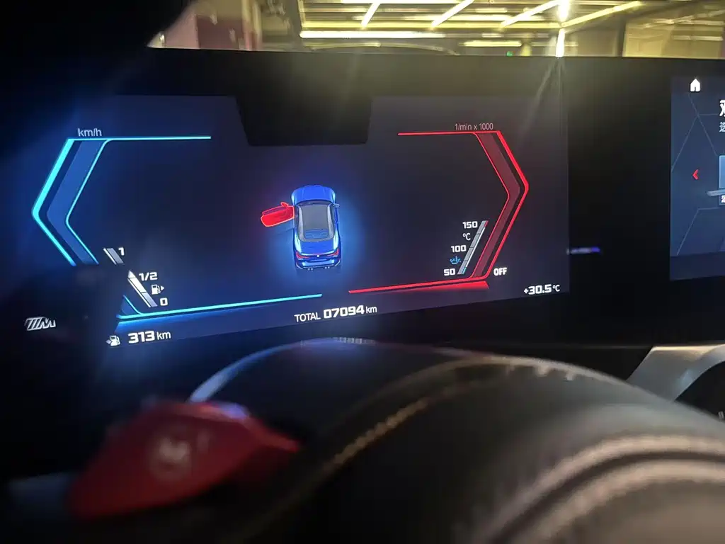 BMW M4 — миниатюра 4