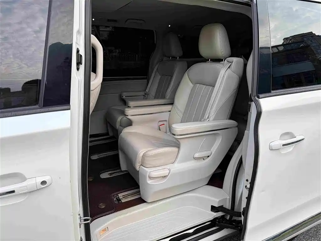 GAC Motor Trumpchi M8 — миниатюра 9