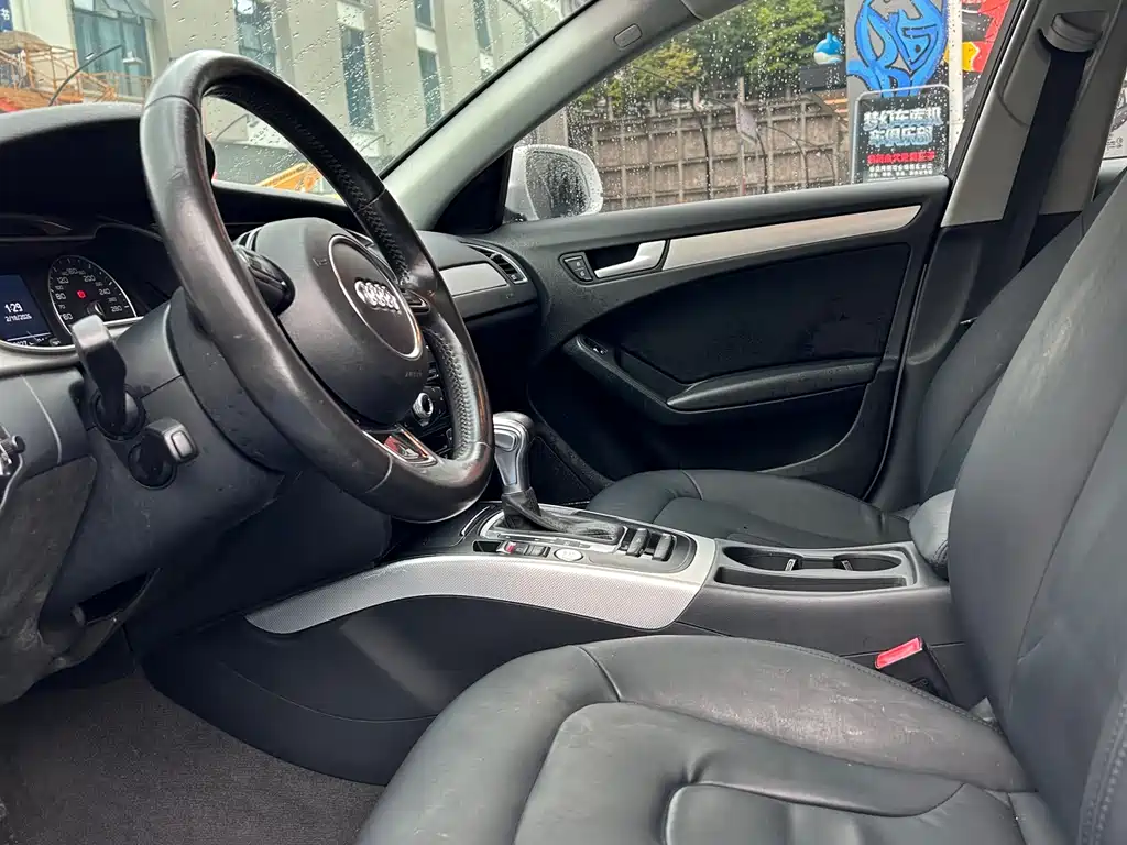 Audi A4L 2016 35 TFSI S line Comfort