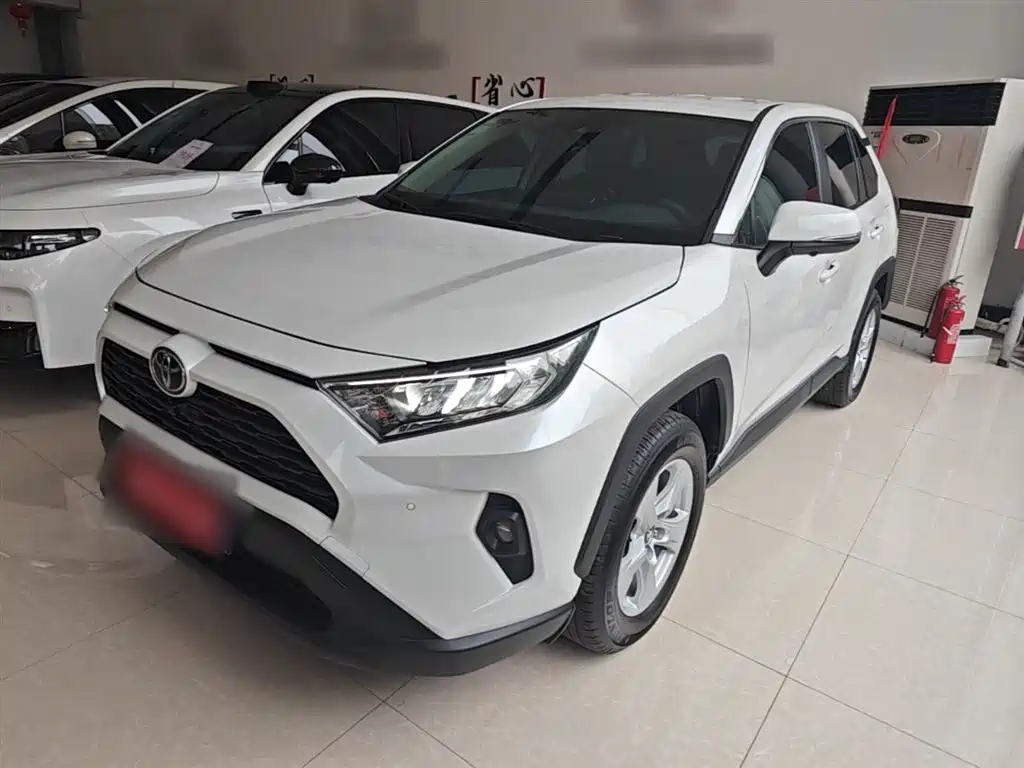 Toyota RAV4 2025