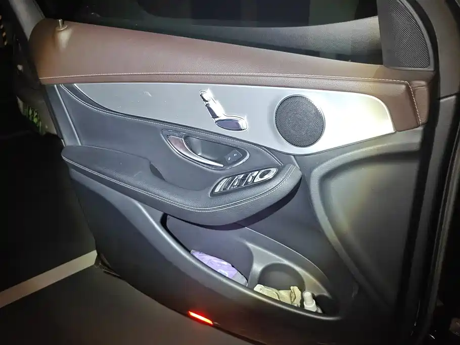 Mercedes-Benz GLC — миниатюра 7
