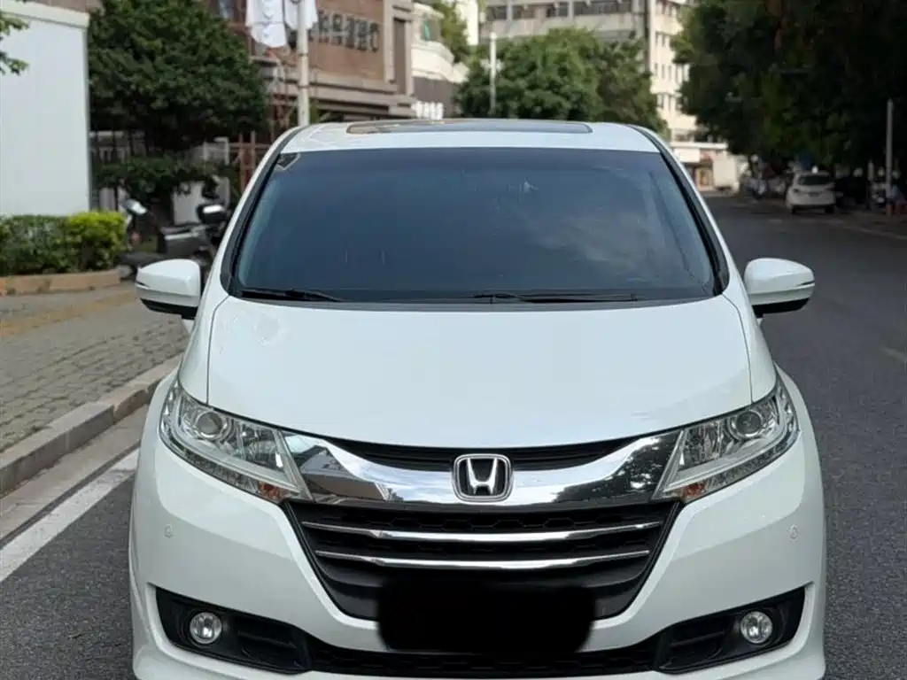 Honda Odyssey 2015 2.4L Luxury