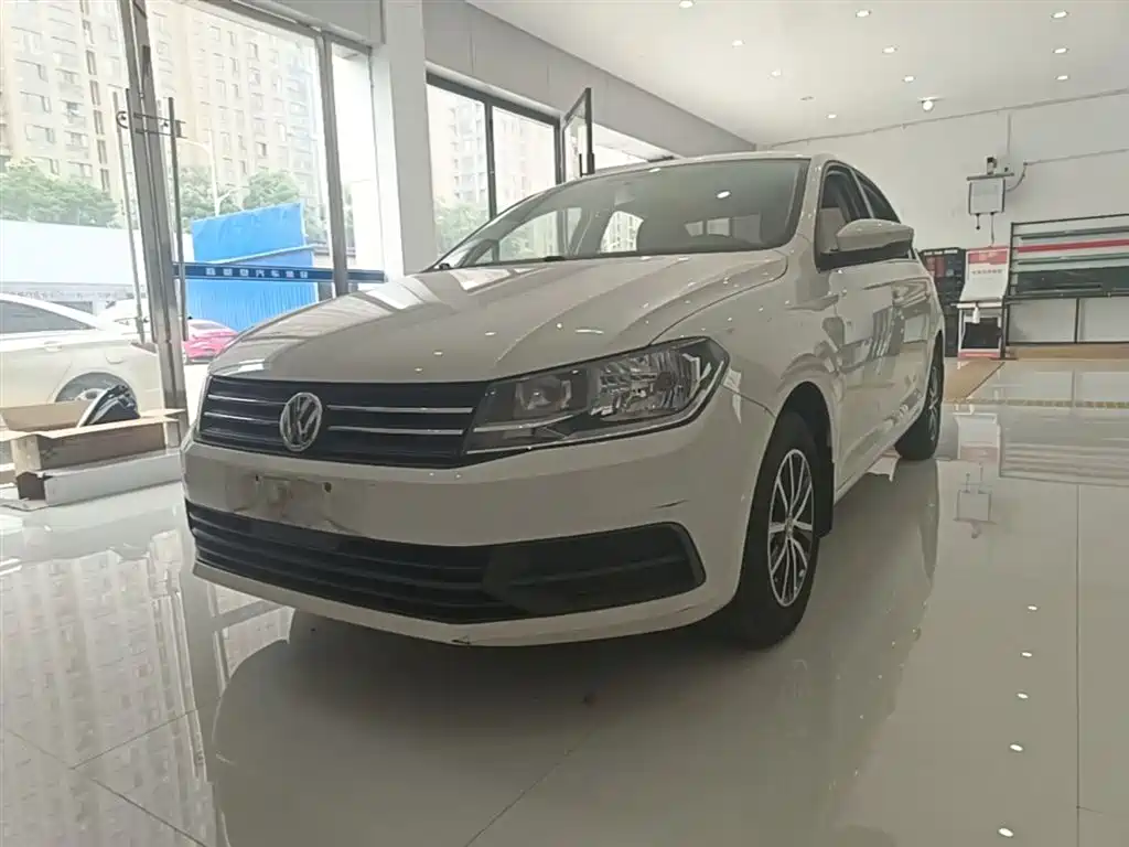 Купить Volkswagen Santana