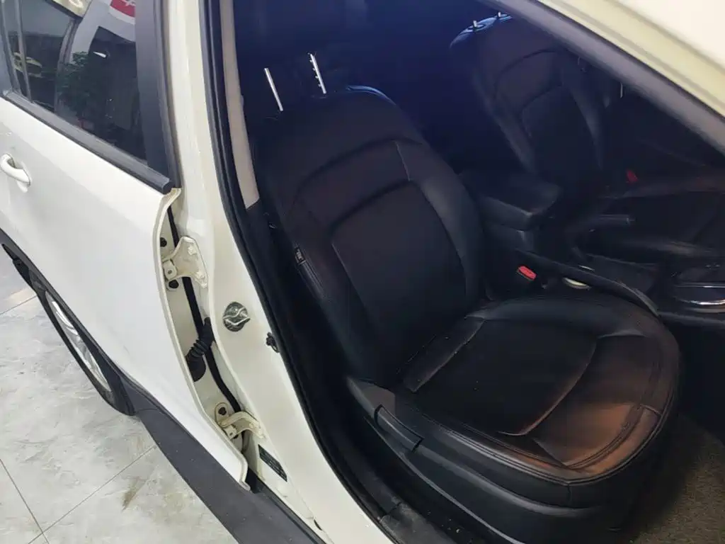 Kia Sportage — миниатюра 25