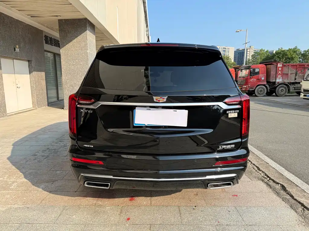 Cadillac XT6 — миниатюра 7
