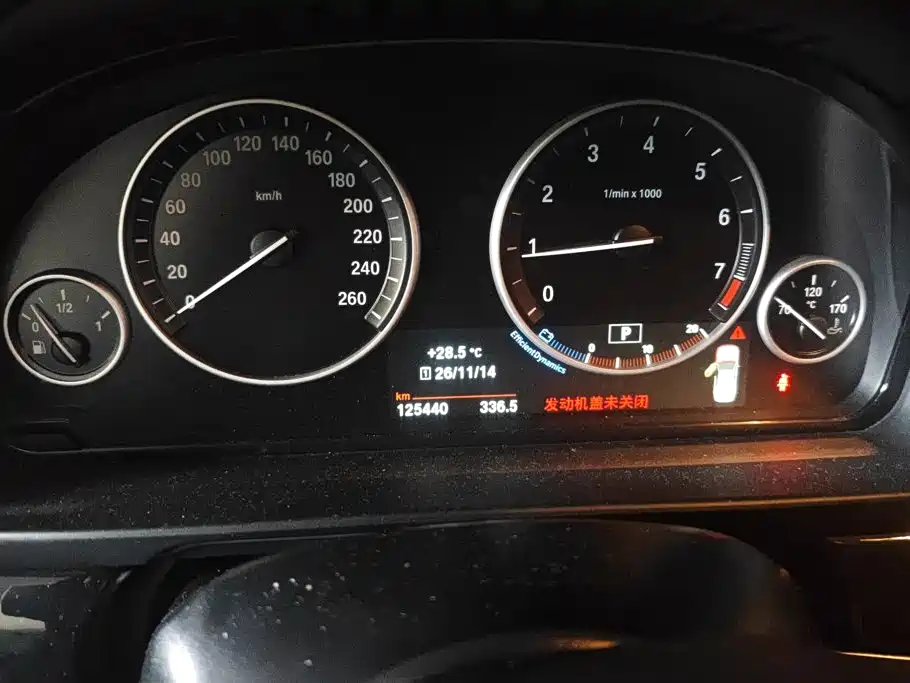 BMW 5 Series — миниатюра 14