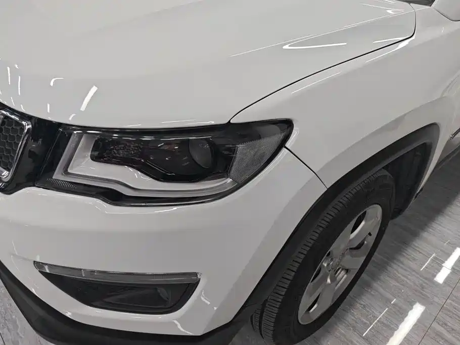 Jeep Compass — миниатюра 5