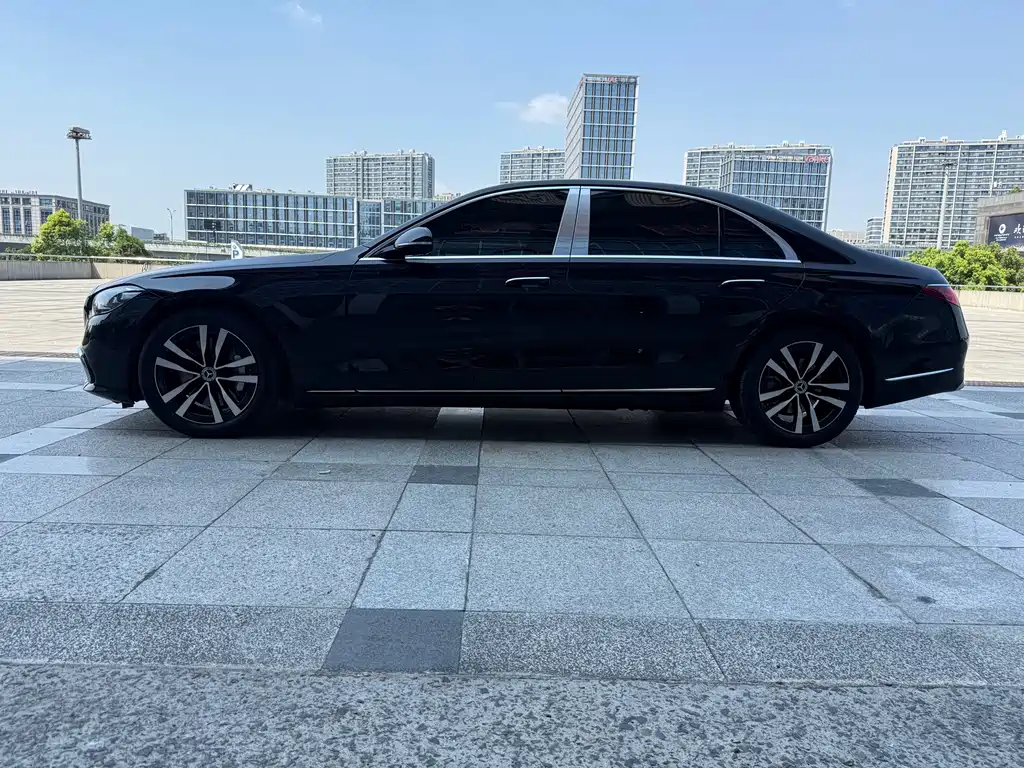Mercedes-Benz S-Class — миниатюра 2