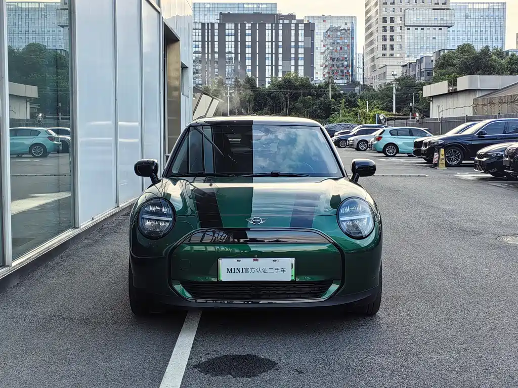 Mini COOPER 2025 456km COOPER E