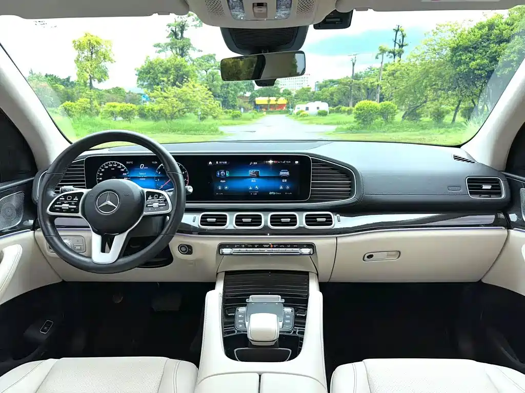 Mercedes-Benz GLE (Import) — миниатюра 4