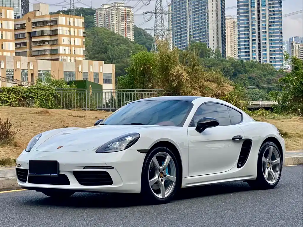 PORSCHE 718