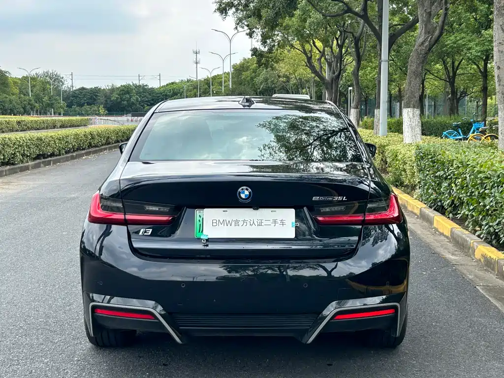 BMW i3 — миниатюра 4