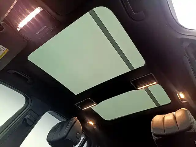 Mercedes-Benz GLC — миниатюра 14