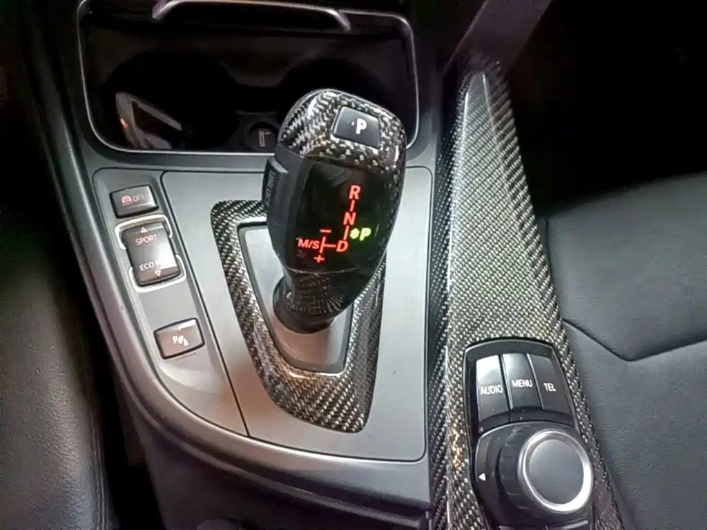BMW 3 Series — миниатюра 14