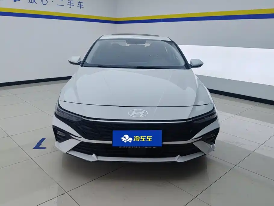 Hyundai Elantra — миниатюра 2
