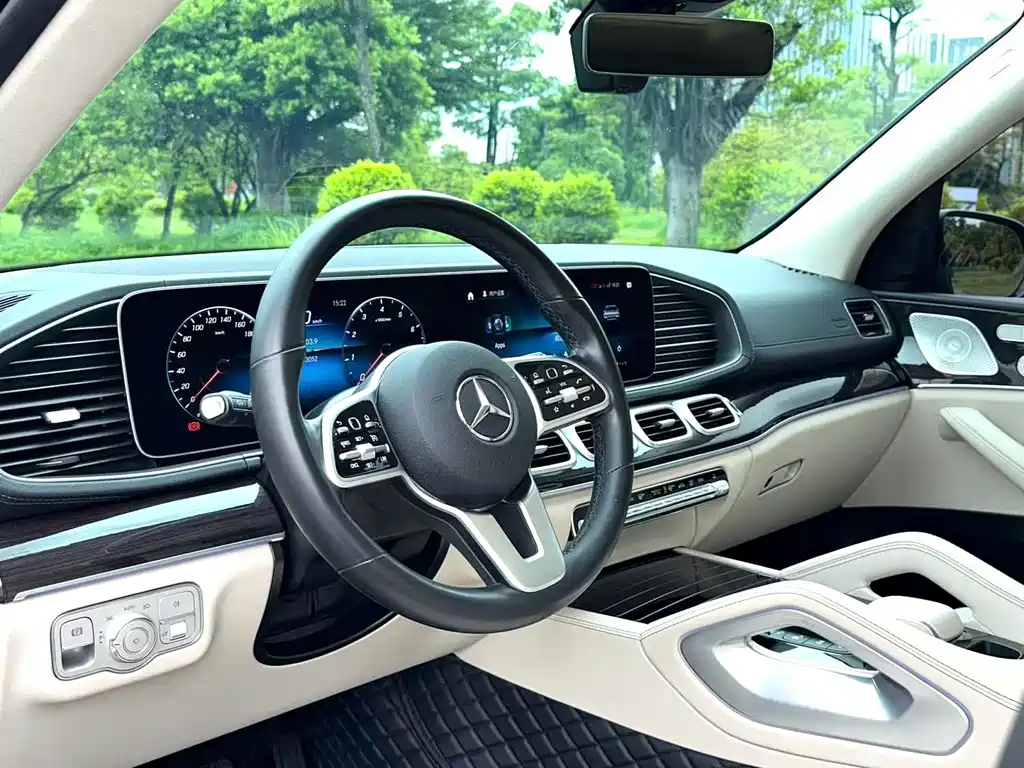 Mercedes-Benz GLE (Import) — миниатюра 3