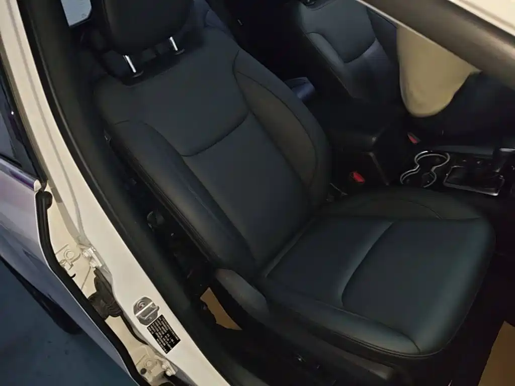 Jeep Grand Commander — миниатюра 25