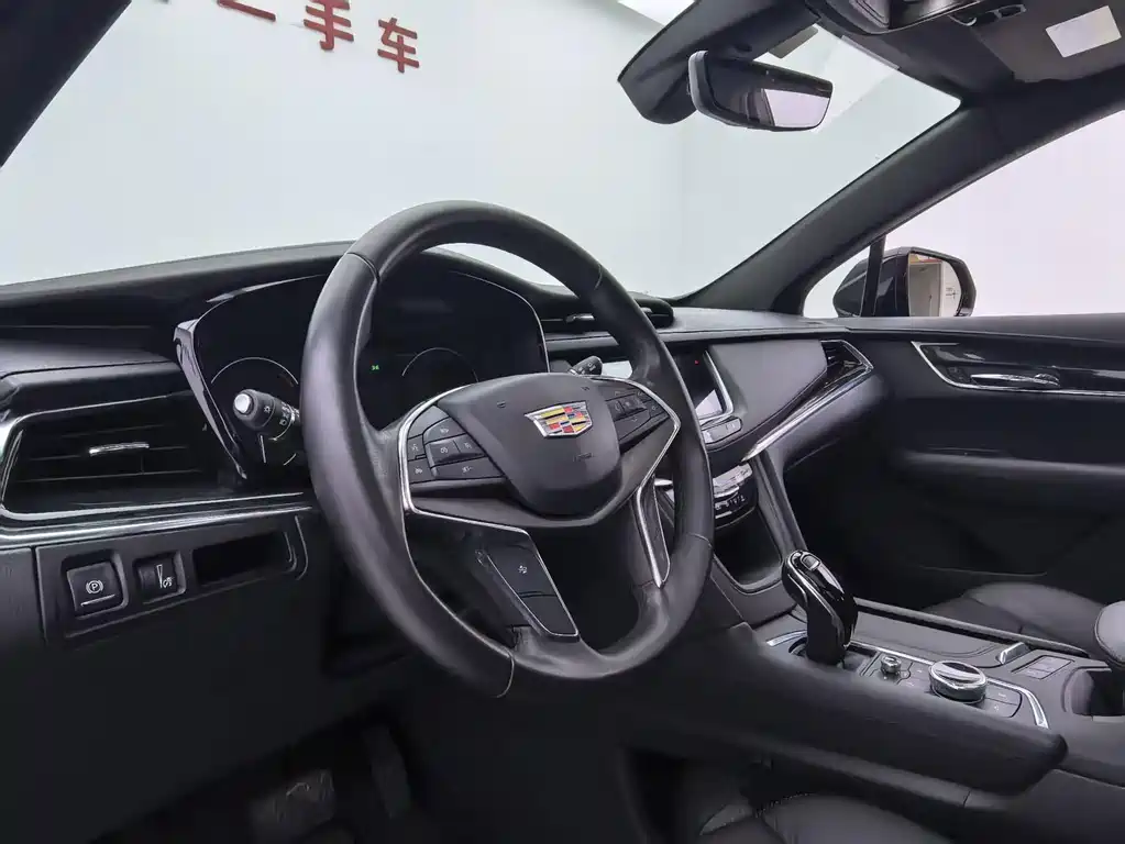 Cadillac XT5 — миниатюра 16