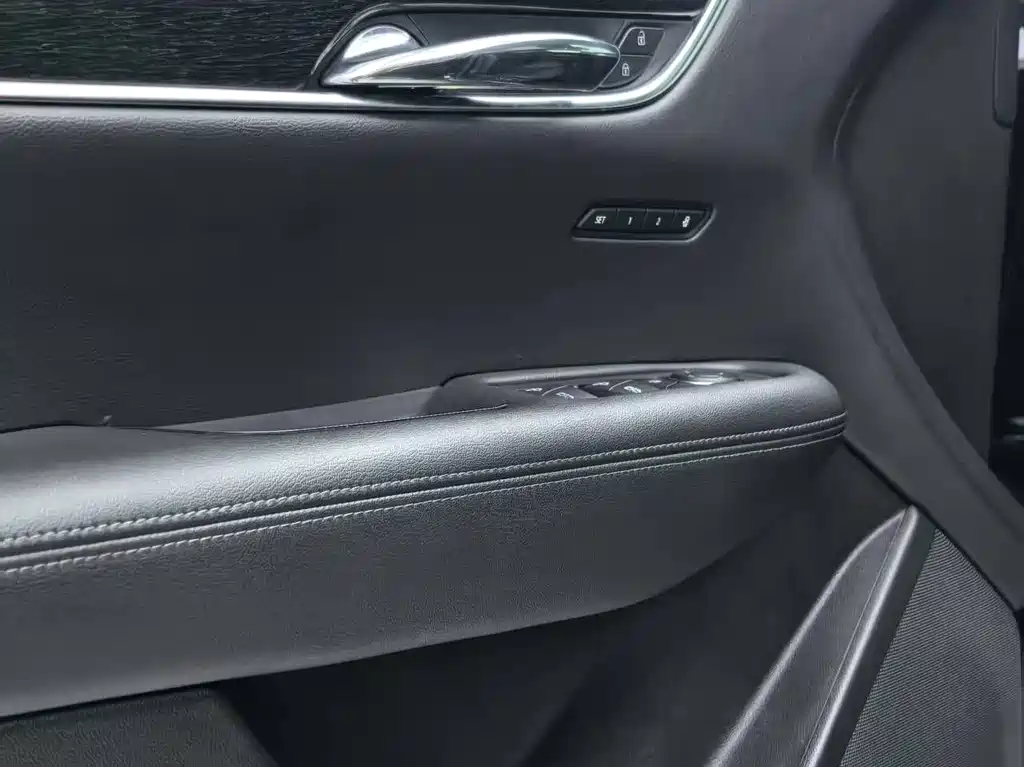 Cadillac XT5 — миниатюра 23