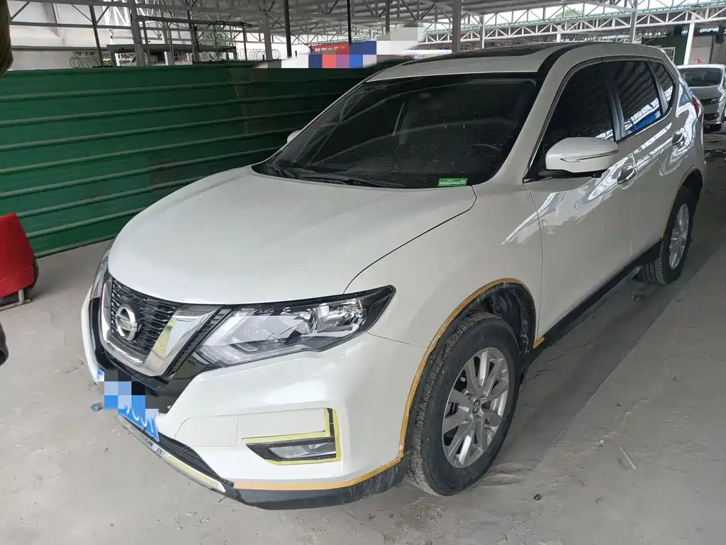 Nissan X-Trail 2025