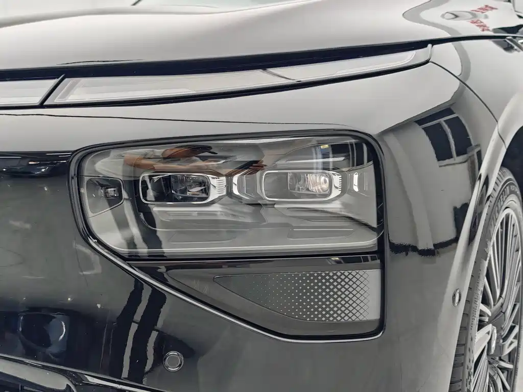 XPeng G9 — миниатюра 6