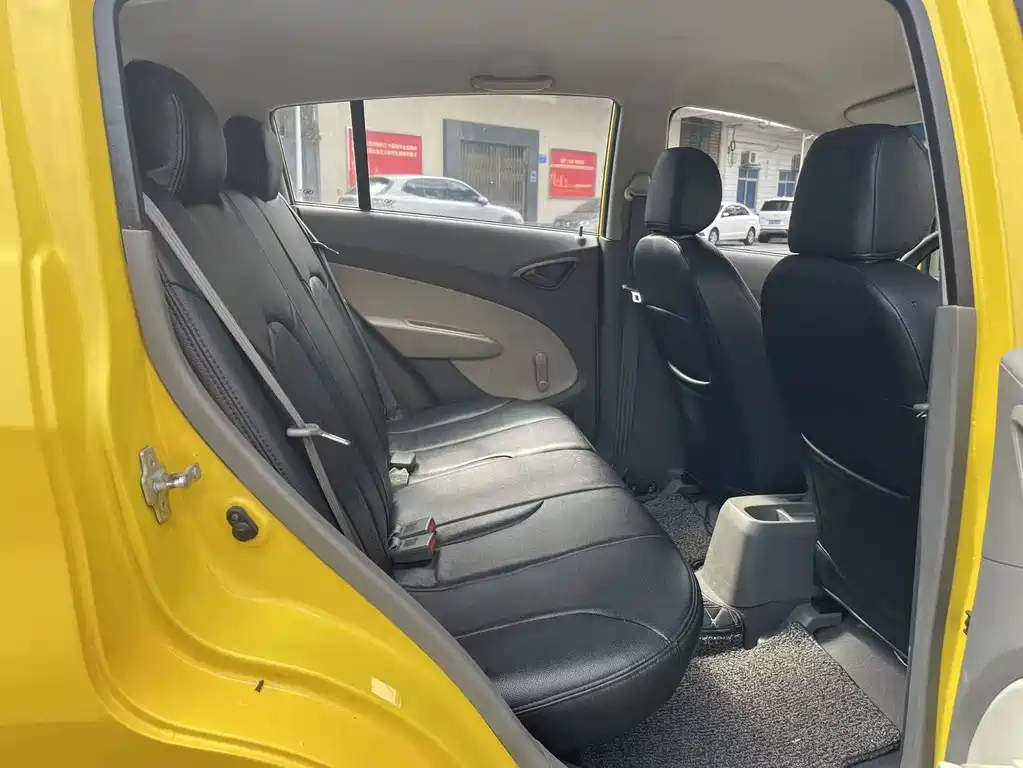 Chevrolet Sail Hatchback 1.4L AMT Premium Comfort Edition, фото 11
