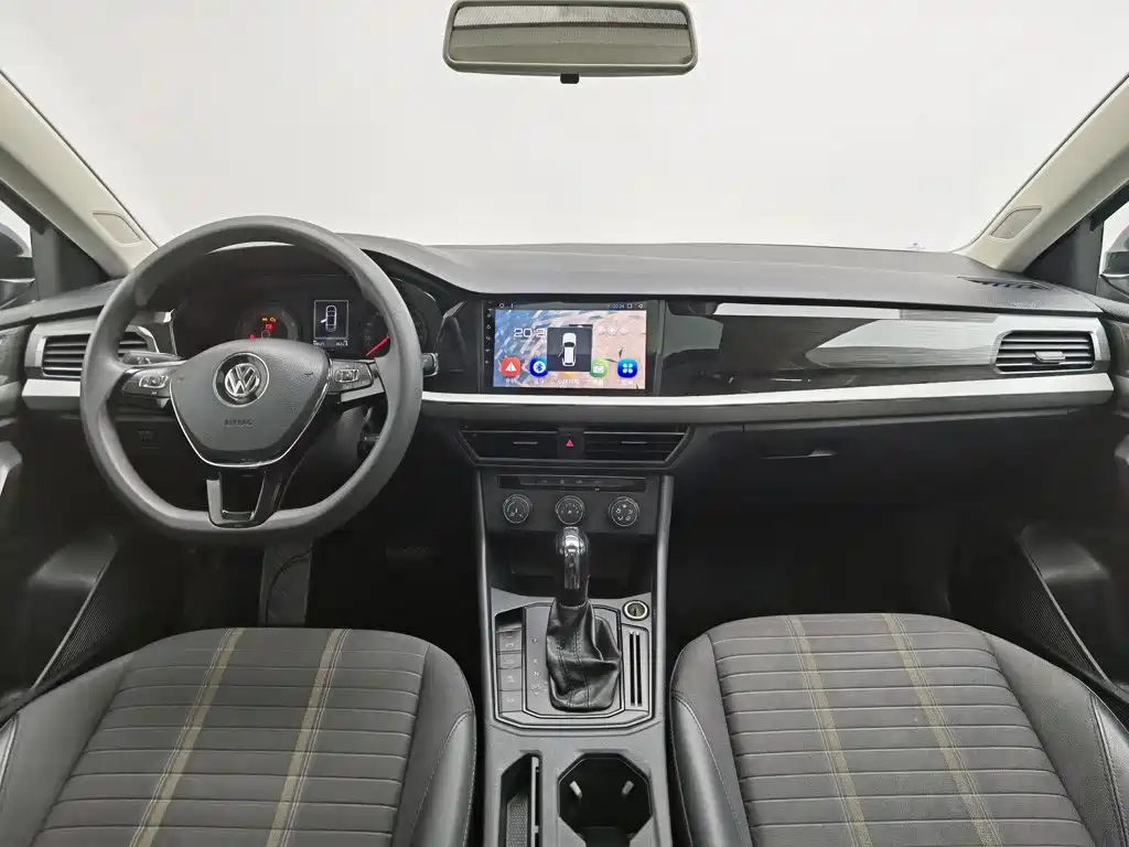 Volkswagen Lavida — миниатюра 5