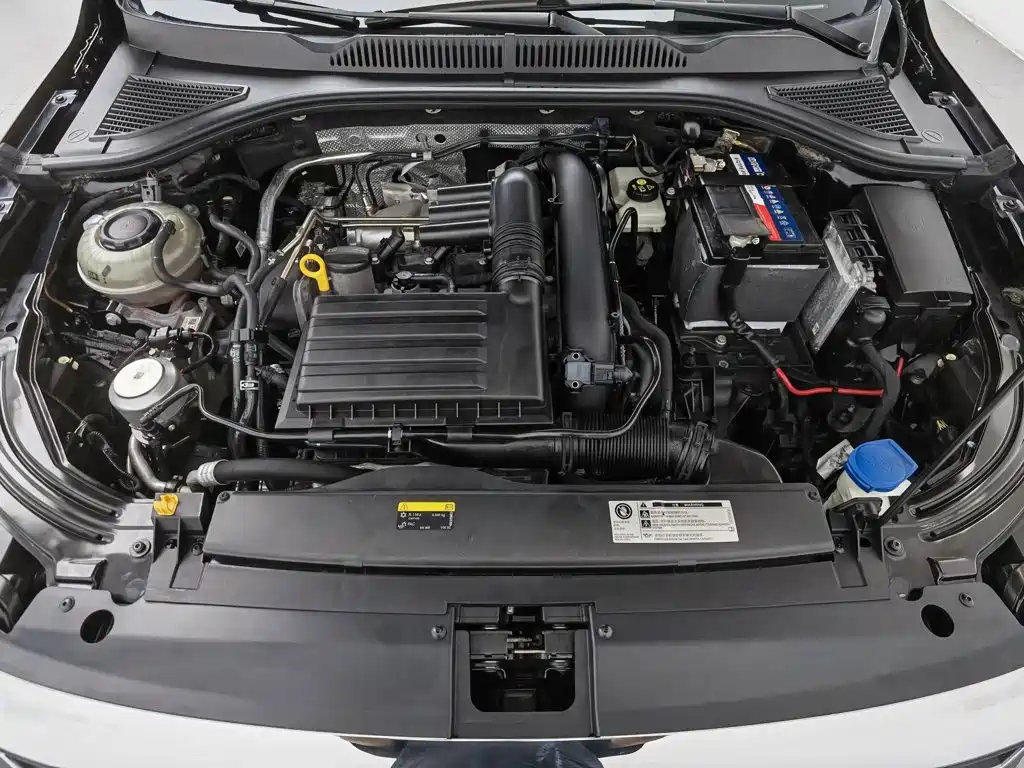 Volkswagen Lavida — миниатюра 6