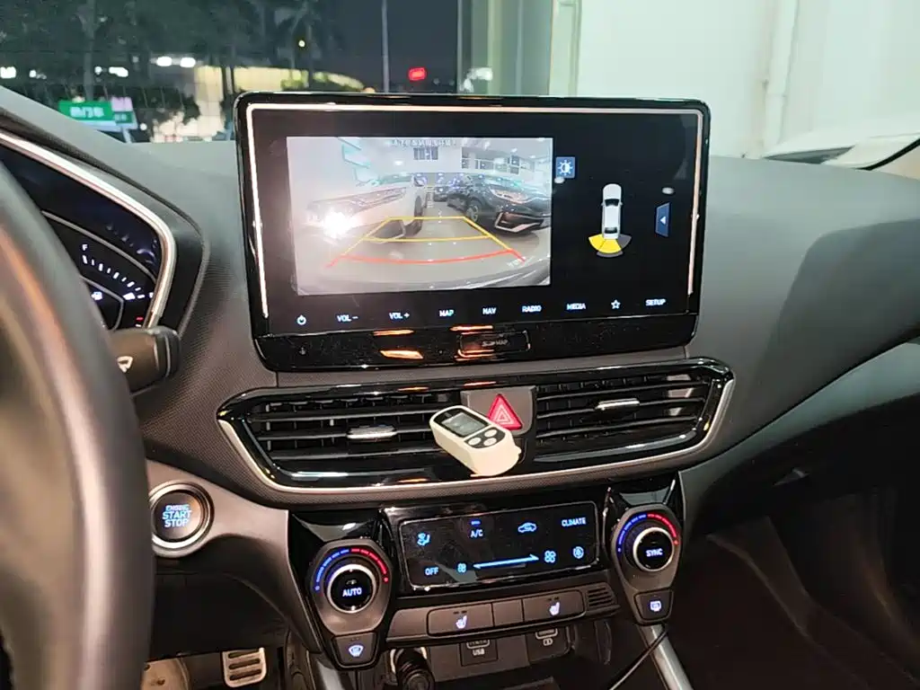 Hyundai Fista — миниатюра 13