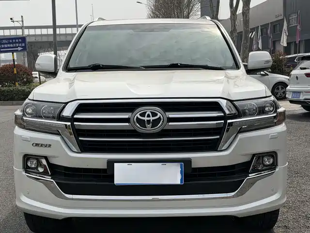 toyota land-cruiser