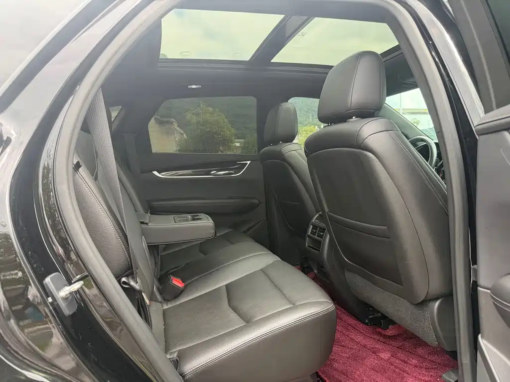 Cadillac XT5 — миниатюра 14