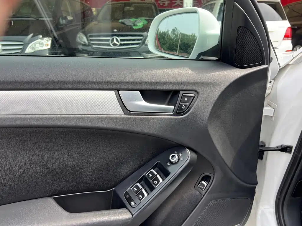 Audi A4L — миниатюра 7