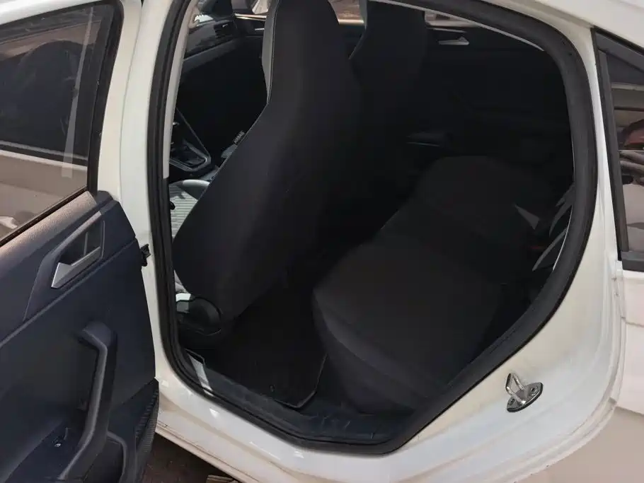 Volkswagen Lavida — миниатюра 11