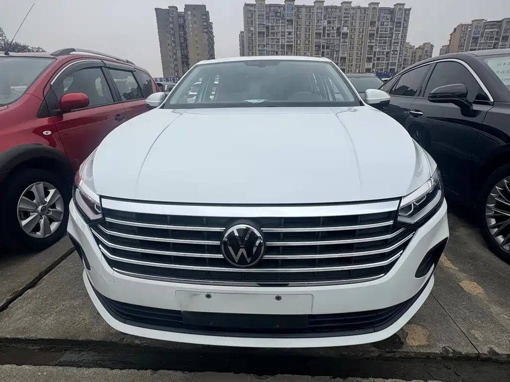 Volkswagen Lavida — миниатюра 2