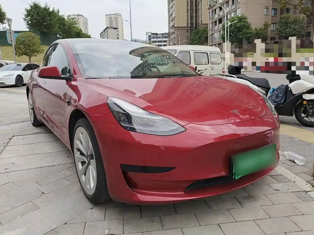 Tesla Model 3 — миниатюра 4