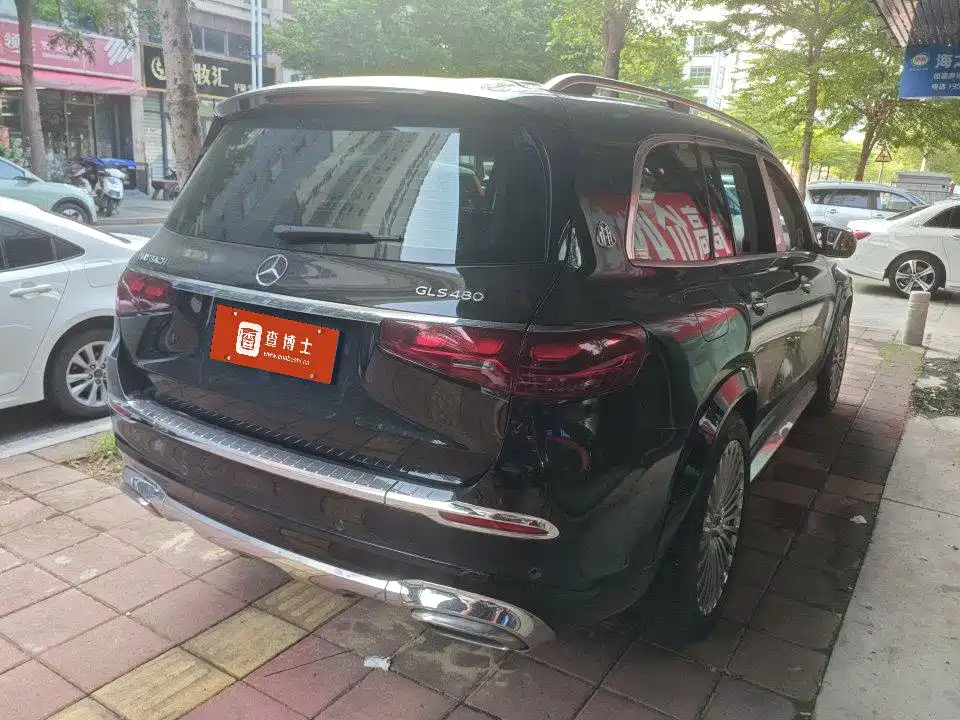 Mercedes-Benz GLS — миниатюра 9