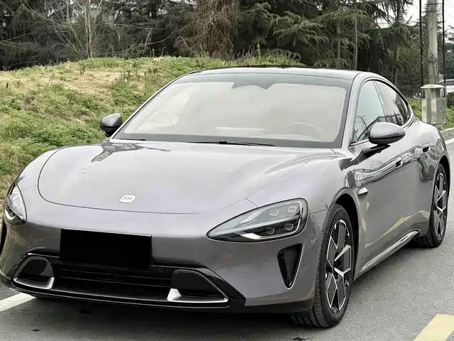 XIAOMI CAR XIAOMI SU7 2025