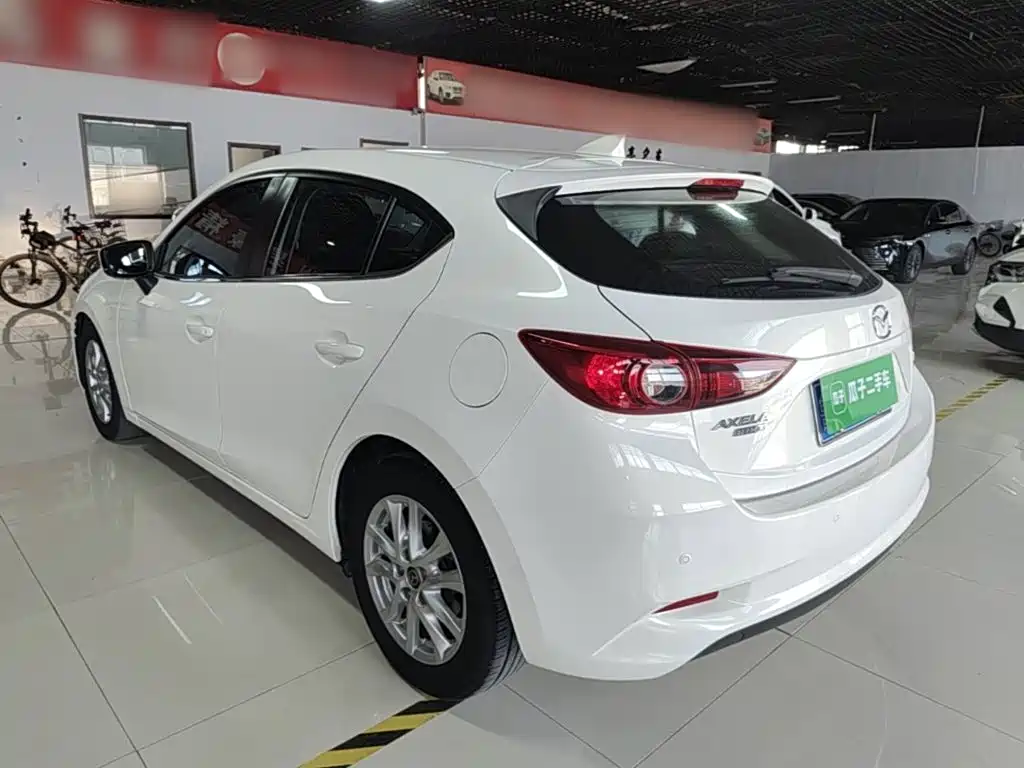 Mazda 3 Axela — миниатюра 5