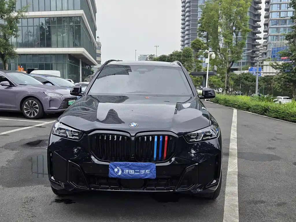 BMW X5 2026 xDrive 40Li M Sport