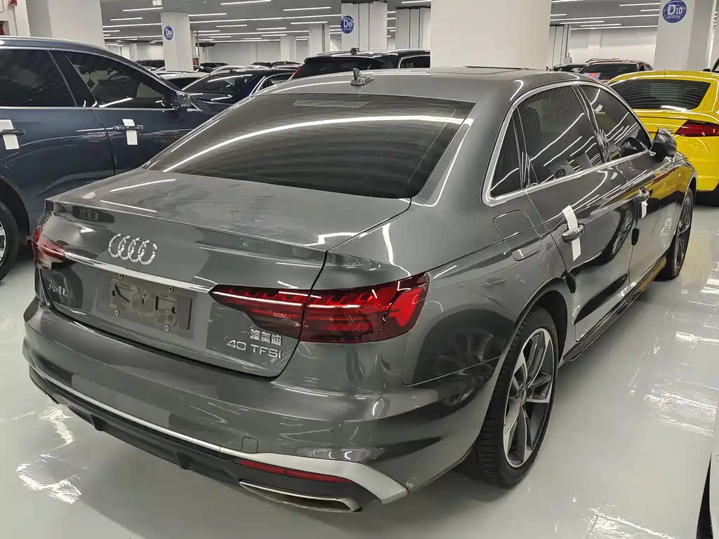 Audi A4L 2021 40 TFSI