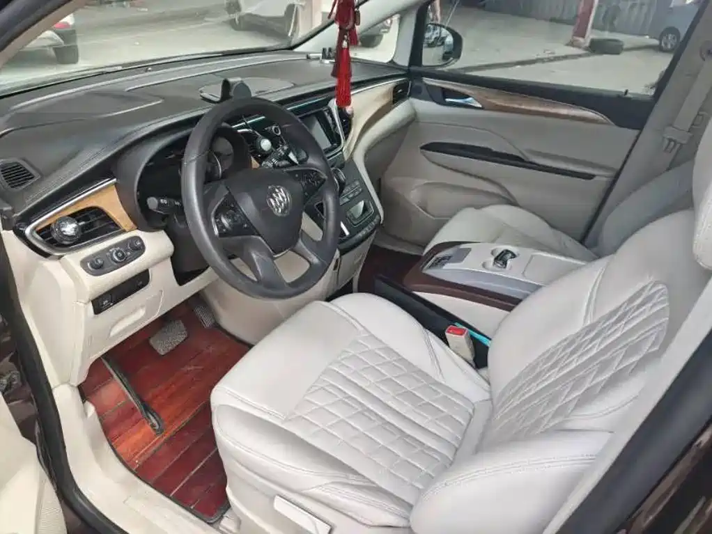 Buick GL8 — миниатюра 4