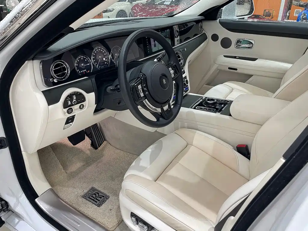 Rolls-Royce Ghost — миниатюра 4