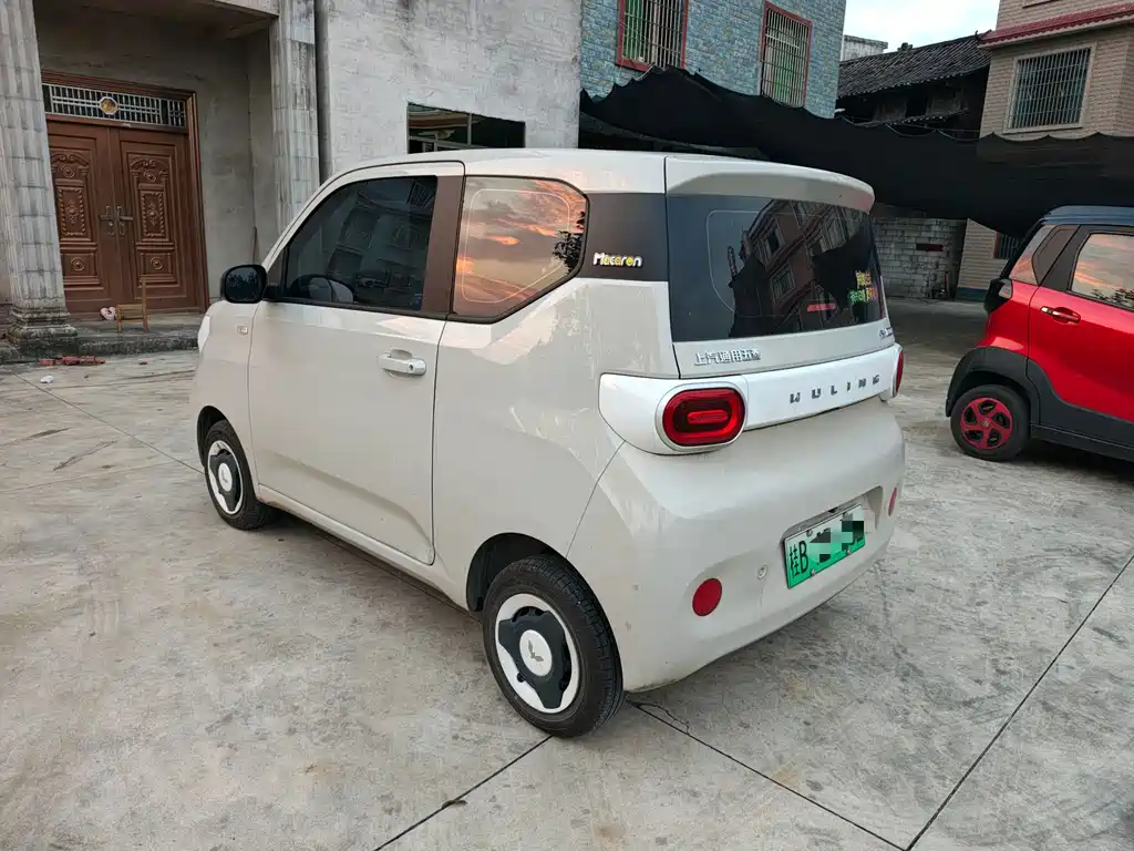 Wuling MINIEV — миниатюра 4