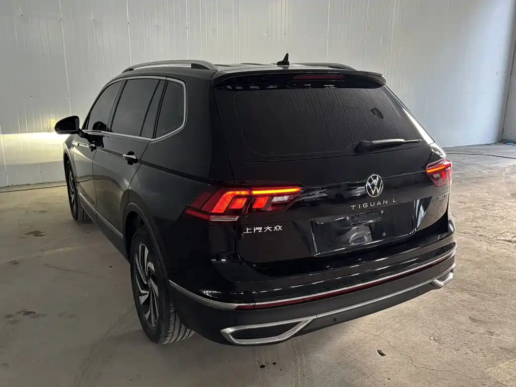 Volkswagen Tiguan L — миниатюра 5