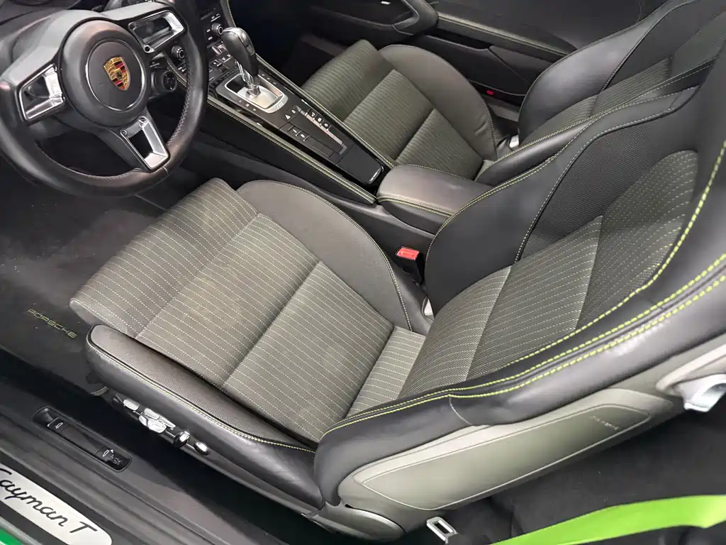 Porsche 718 2020 Cayman 2.0T