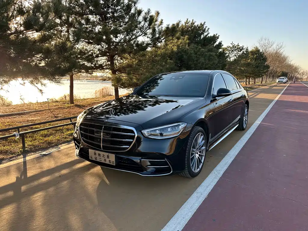 MERCEDES-BENZ S CLASS